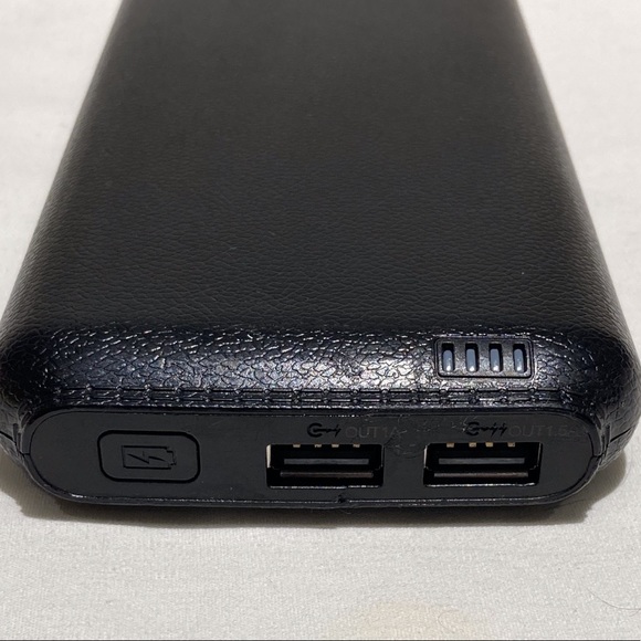 Rayovac Powerbank/Portable Charger 16000 mAh PS95BK - Picture 3 of 9